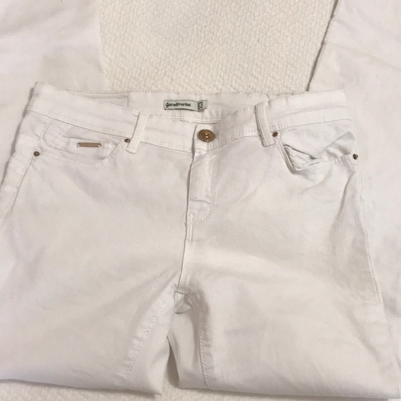 White jeans - Picture 3 of 4